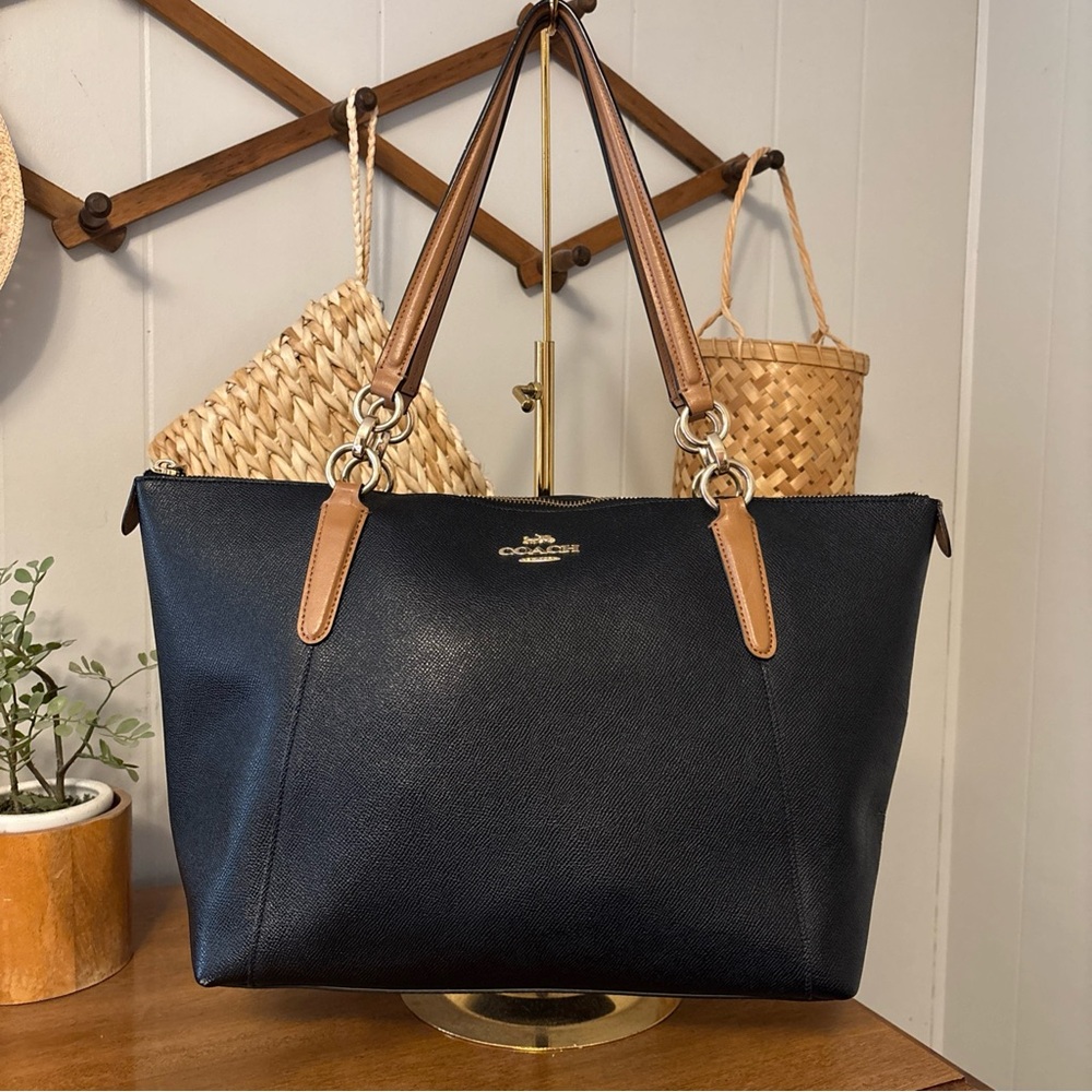 Coach Ava Tote black with tan, crossgrain leather EUC